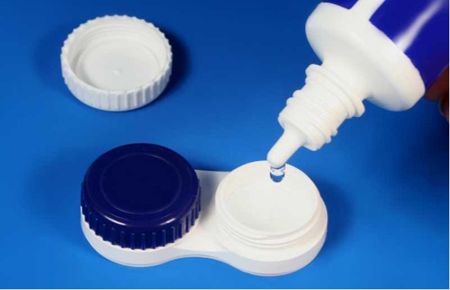 Правильный уход за контактными линзами