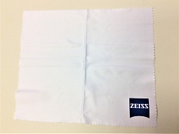 Салфетка с логотипом Zeiss 